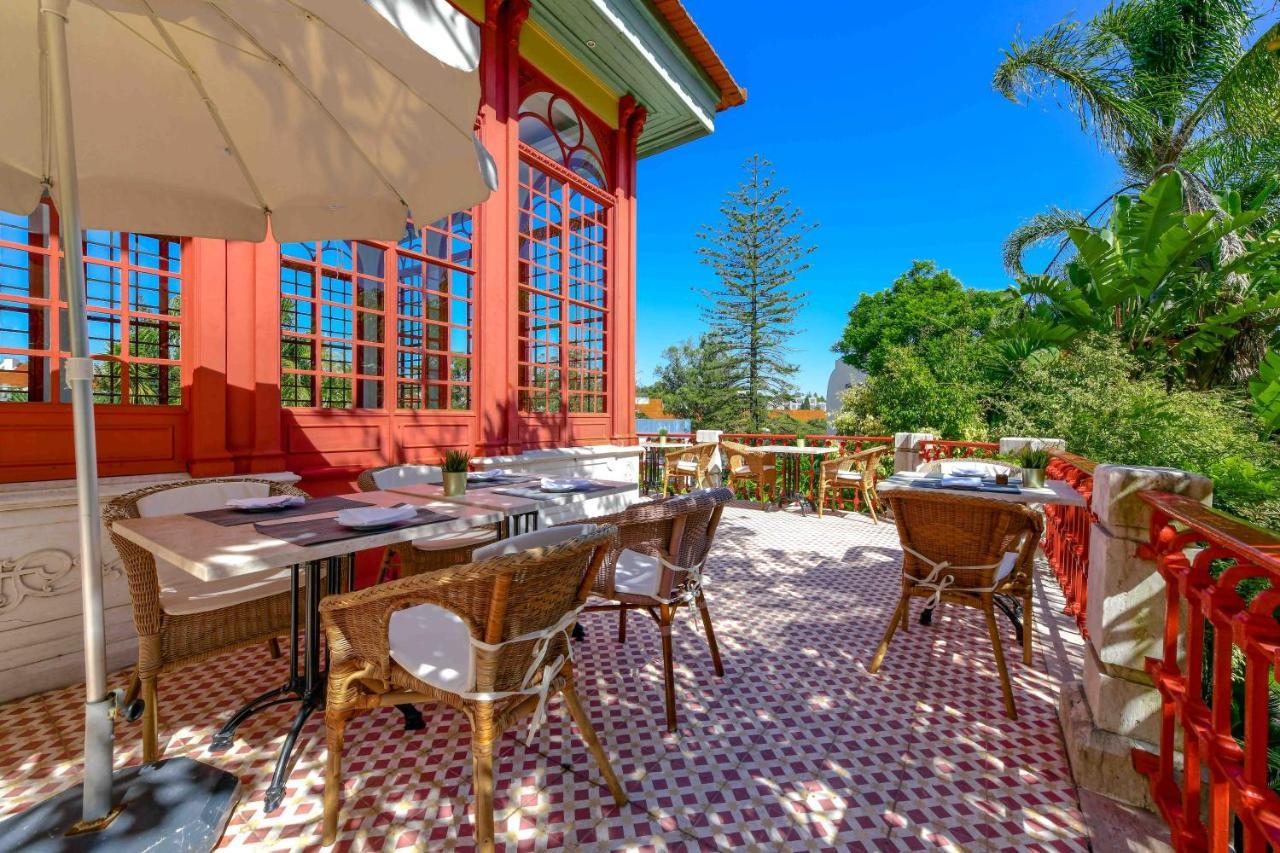 Pestana Palace Lisboa Hotel & National Monument - The Leading Hotels Of The World Екстериор снимка The restaurant's terrace