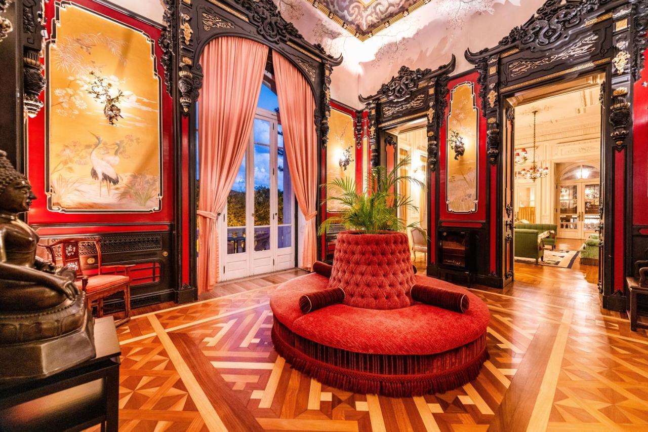 Pestana Palace Lisboa Hotel & National Monument - The Leading Hotels Of The World Екстериор снимка The lobby of the hotel