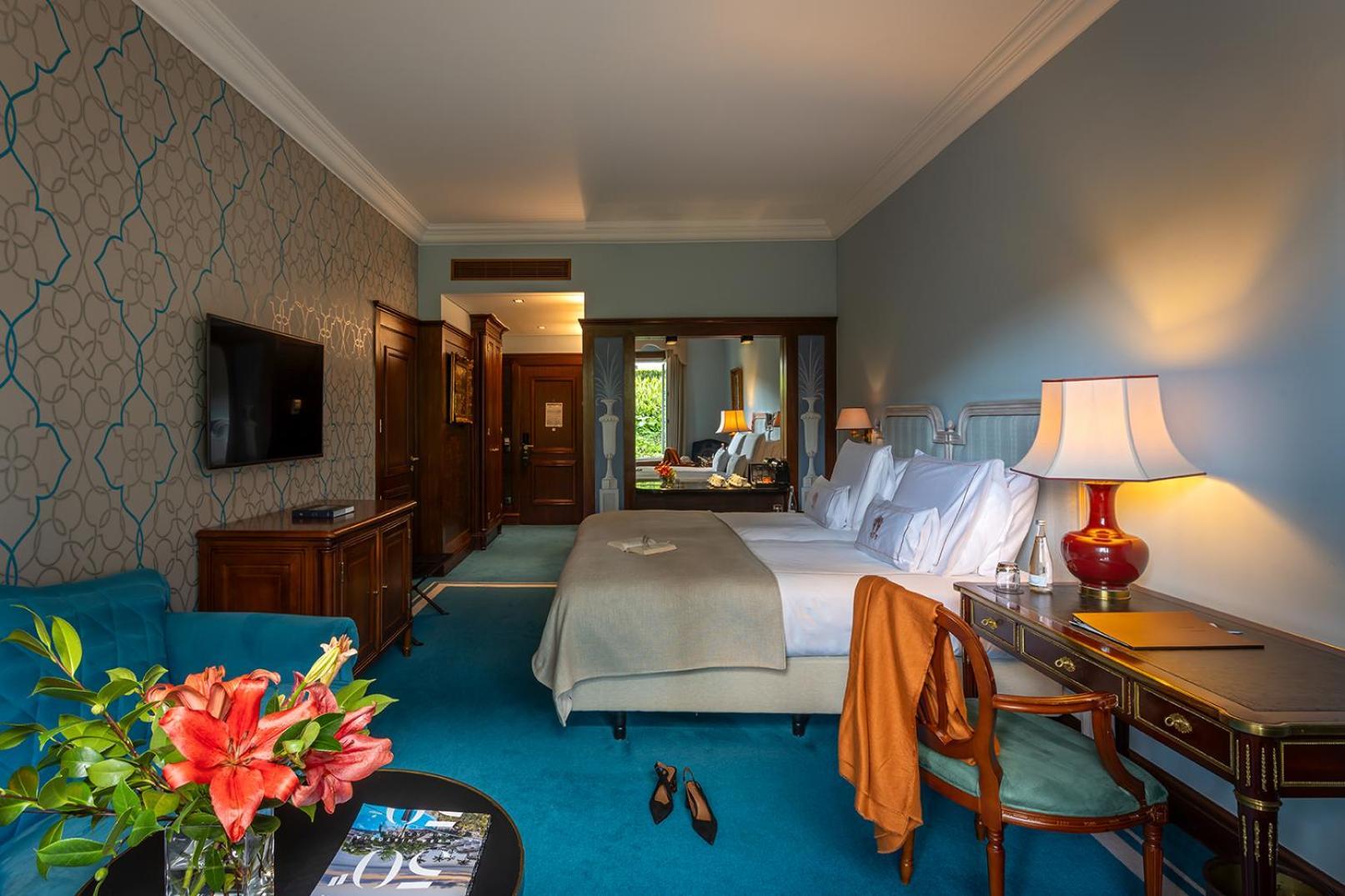 Pestana Palace Lisboa Hotel & National Monument - The Leading Hotels Of The World Екстериор снимка A room at the hotel
