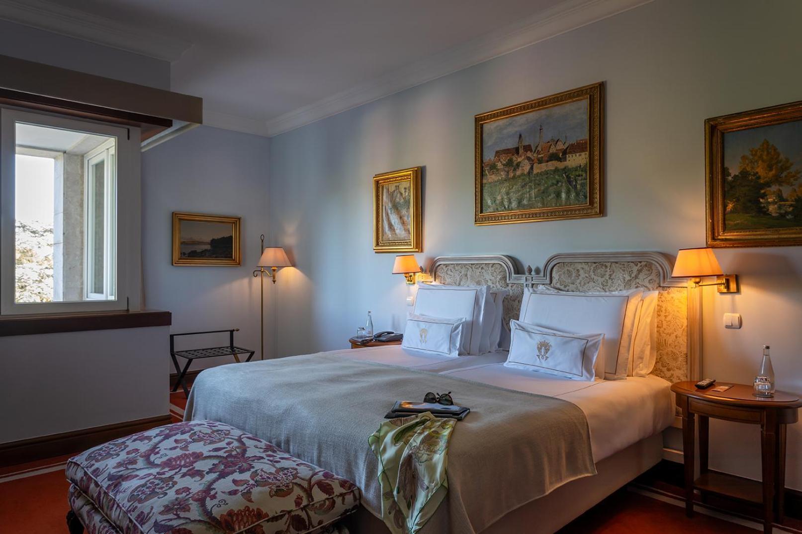 Pestana Palace Lisboa Hotel & National Monument - The Leading Hotels Of The World Екстериор снимка A bedroom at the hotel