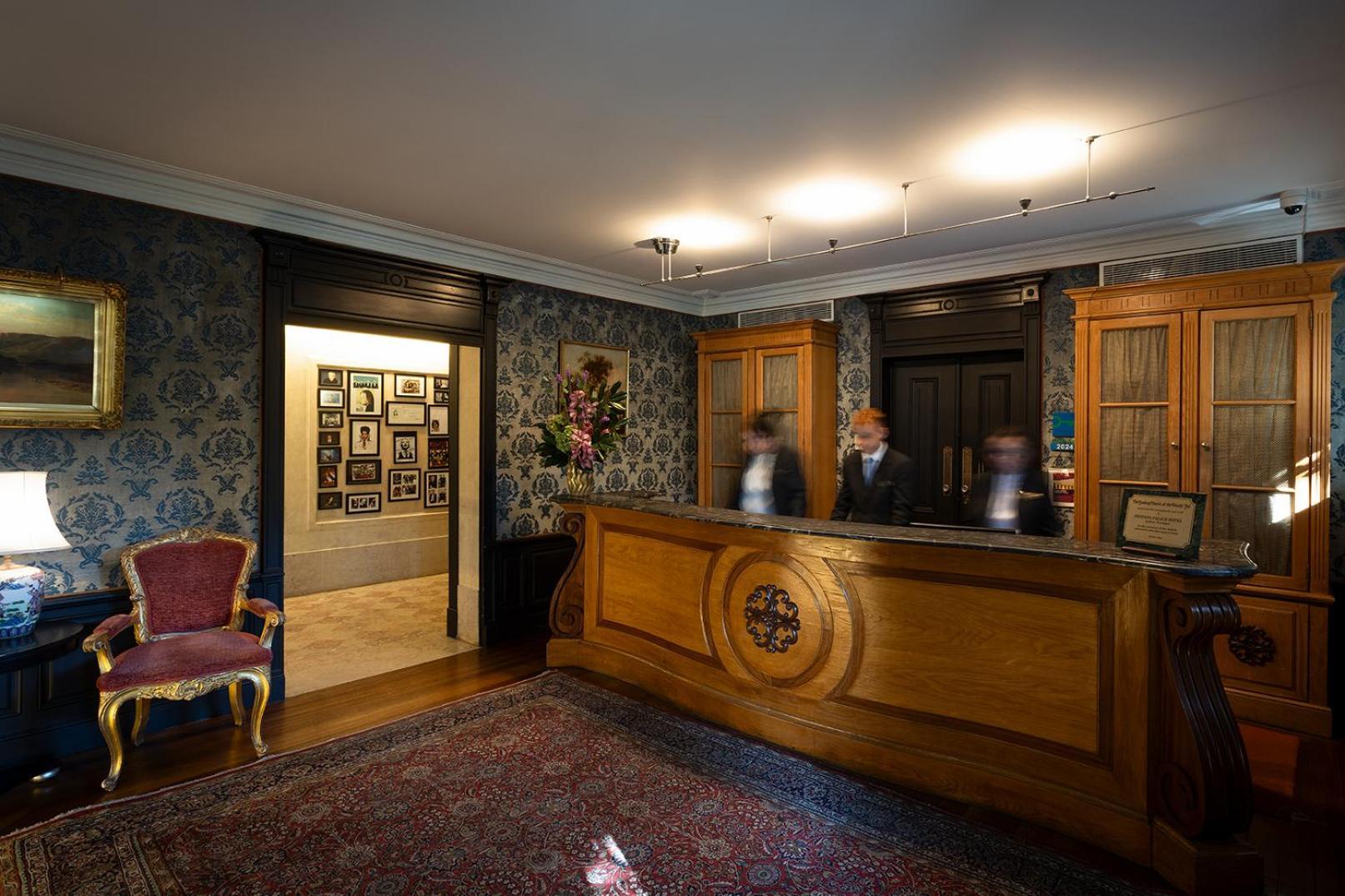Pestana Palace Lisboa Hotel & National Monument - The Leading Hotels Of The World Екстериор снимка Reception